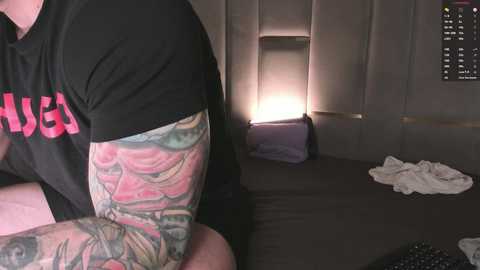 waynemiller_ @ chaturbate on 20250810