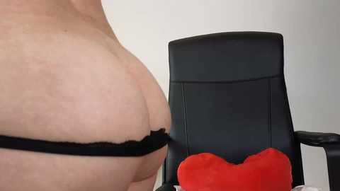 littleflowers @ chaturbate on 20250811