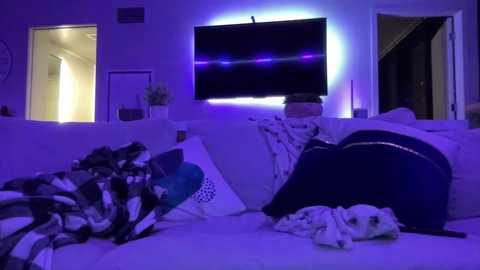 bambifarrina @ chaturbate on 20250812