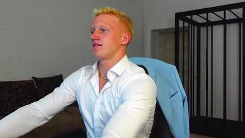 Media: jacob_devon Chaturbate 2025-08-12 15:51:00