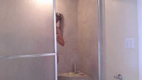 lilyyymonroee @ chaturbate on 20250812