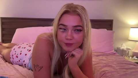 prettyluvvs @ chaturbate on 20250812