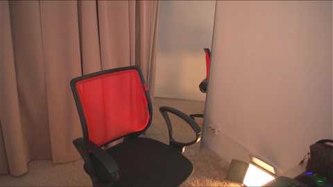 rainevi @ chaturbate on 20250812