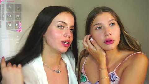 vivid_girls @ chaturbate on 20250812
