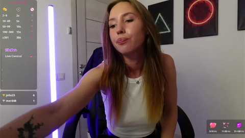 Media: agelina_summer Chaturbate 2025-08-13 14:16:00