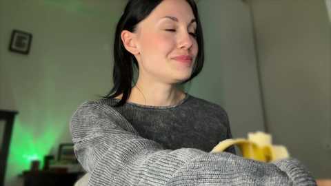 Media: babycoffee Chaturbate 2025-08-14 13:18:00