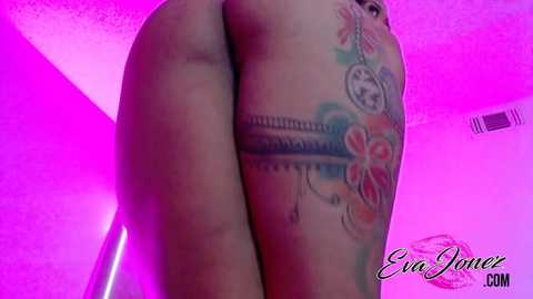 evajonez @ chaturbate on 20250814