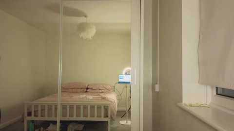 lovelavender_ @ chaturbate on 20250815