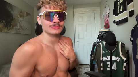 chadtitan @ chaturbate on 20250816