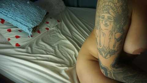 touch_me_if_you_can @ chaturbate on 20250816