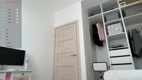evan_white_ @ chaturbate on 20250817