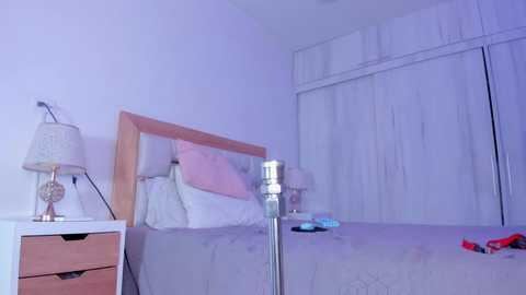 Media: _natasha18_ Chaturbate 2025-08-18 15:12:00