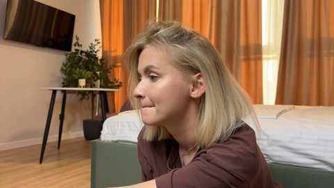 adele_nick2202 @ chaturbate on 20250818