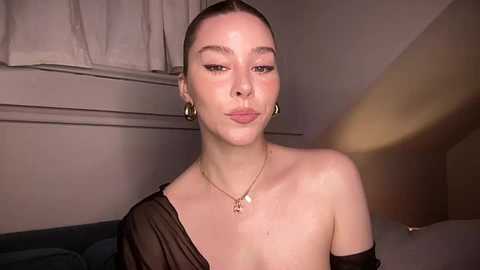 novavangogh @ chaturbate on 20250818