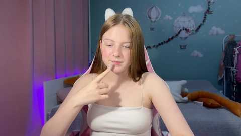 Media: stefaniyaaa Chaturbate 2025-08-18 19:01:00