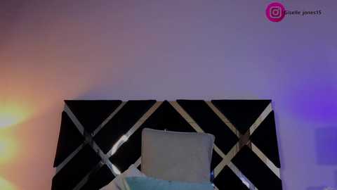 giselle_joness1 @ chaturbate on 20250819