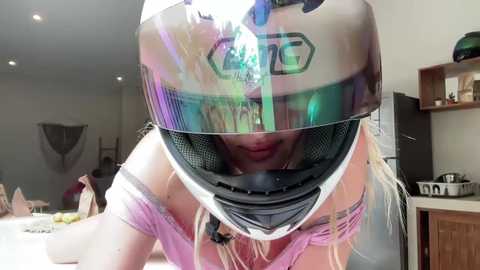 itslunaaaaa @ chaturbate on 20250819