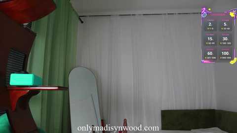 madisynwood @ chaturbate on 20250819