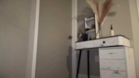 _natycutei19 @ chaturbate on 20250820