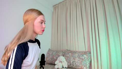 kitty__sophie @ chaturbate on 20250820