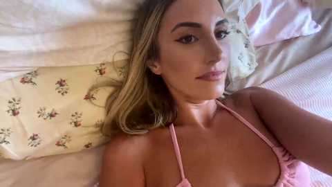 Media: lalialovesyou Chaturbate 2025-08-20 16:06:00