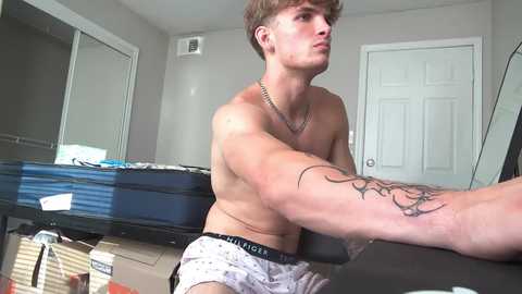 therealleogates @ chaturbate on 20250821