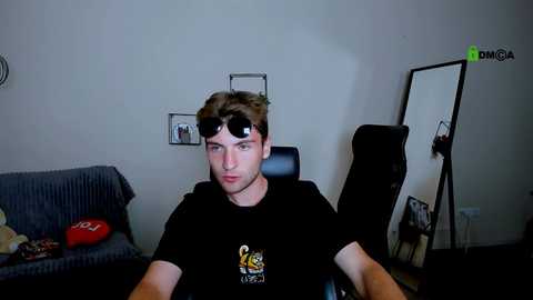 travis_wolf_ @ chaturbate on 20250821
