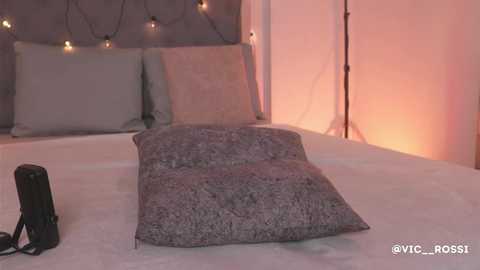 victoria__rossi @ chaturbate on 20250821