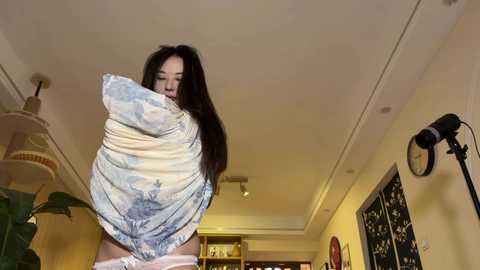 yuanlili @ chaturbate on 20250821