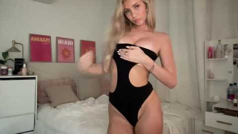 juliaxjackson @ chaturbate on 20250822