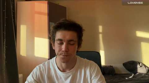 luca_syn