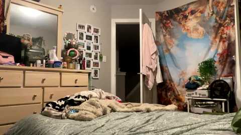 redgingersnapz @ chaturbate on 20250822