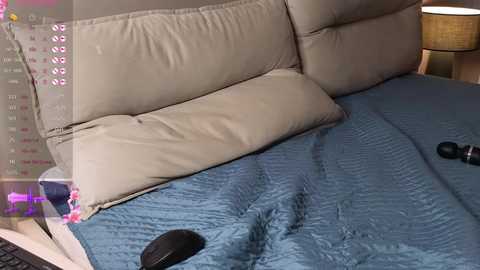 Media: brightrays__ Chaturbate 2025-08-23 10:38:00