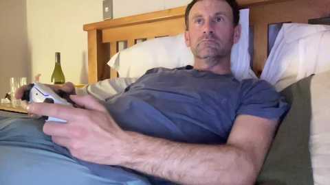 Media: _kiwi_cock Chaturbate 2025-08-24 05:05:00