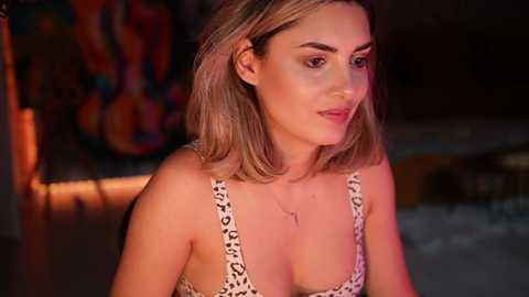 Media: alliesynns Chaturbate 2025-08-24 16:10:00