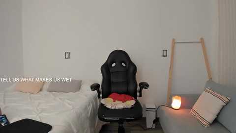 vanandjuani