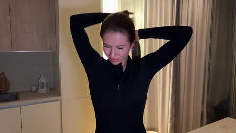 Media: kiramystery Chaturbate 2025-08-25 21:04:00