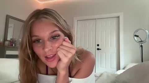 Media: lilymarie21206 Chaturbate 2025-08-25 23:04:00