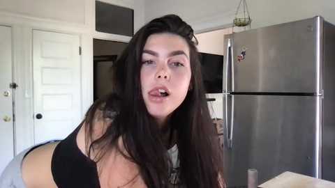 Media: stacywithuu Chaturbate 2025-08-25 18:11:00