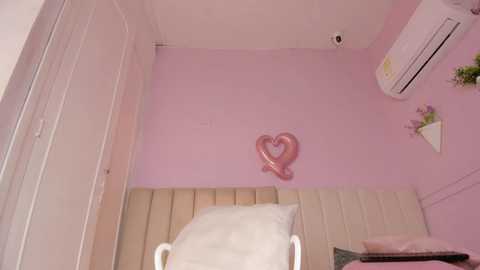 Media: _aleja_x Chaturbate 2025-08-26 17:46:00