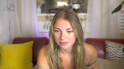 Media: leahsunshine Chaturbate 2025-08-27 04:03:00