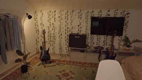 rusbradpitt @ chaturbate on 20250828