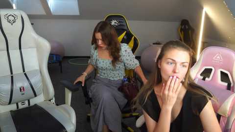 bright_diamonds_054 @ chaturbate on 20250830