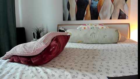 Media: mis_eva Chaturbate 2025-08-31 09:09:00