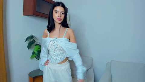 Media: softlyy_bold Chaturbate 2025-09-07 13:50:00