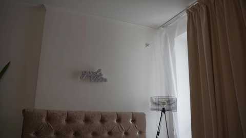 Media: linda_warners Chaturbate 2025-09-08 13:00:00