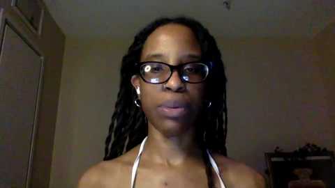 Media: viiickyyy Chaturbate 2025-09-09 07:27:00