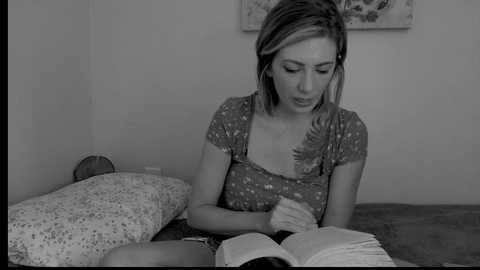 Media: xpbunni Chaturbate 2025-09-09 16:18:00