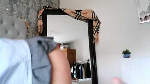 luxelilyx @ chaturbate on 20250910