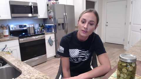 Media: holihurricane Chaturbate 2025-09-12 05:59:00
